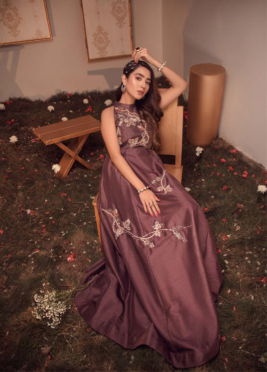 Avar-Best Fashion Designers in Pakistan S / Yes